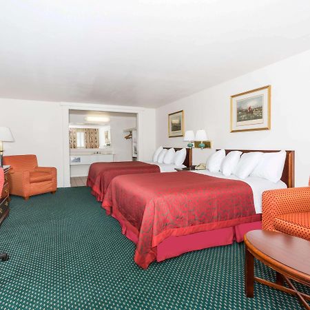Days Inn By Wyndham Kimball Exterior photo