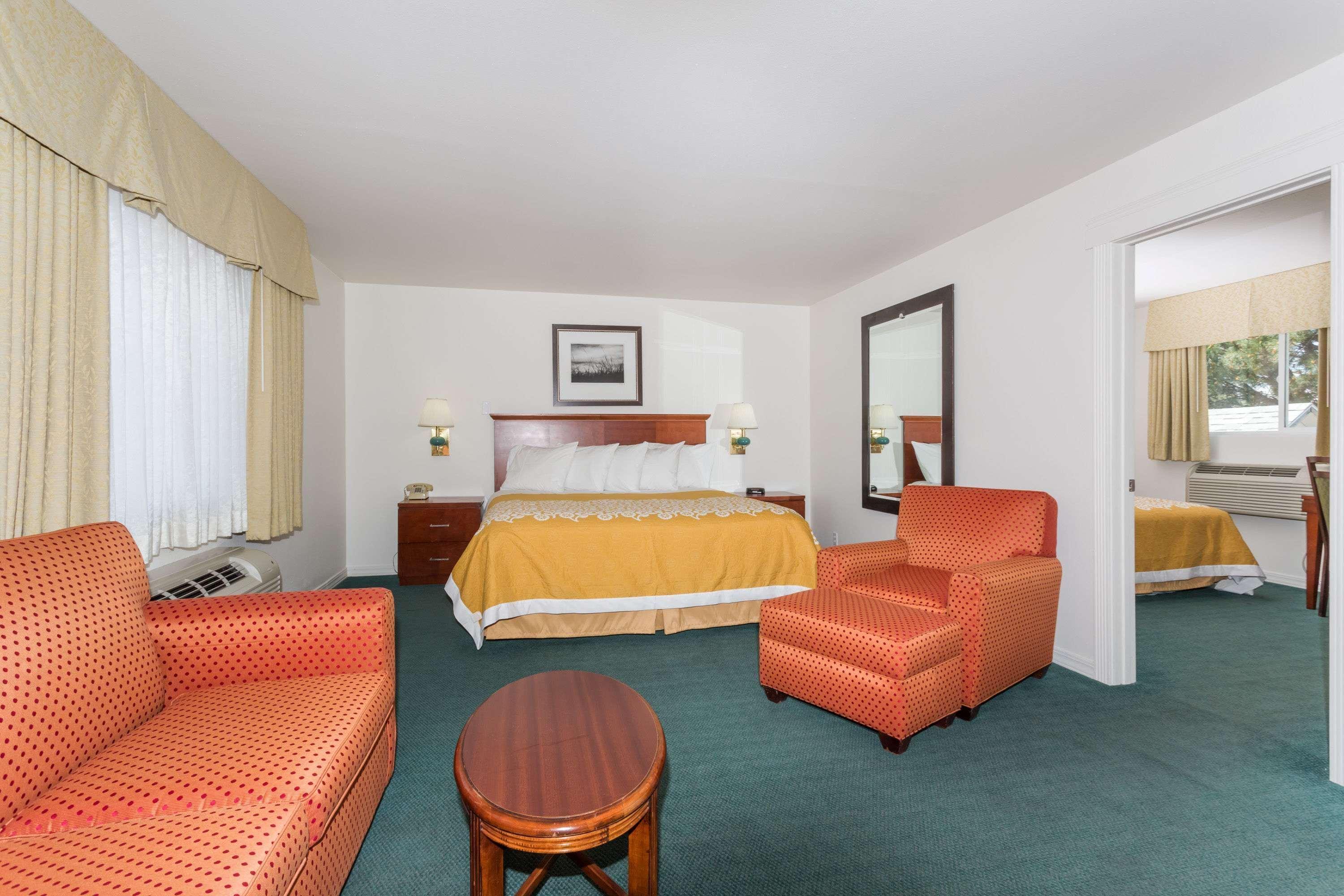 Days Inn By Wyndham Kimball Exterior photo